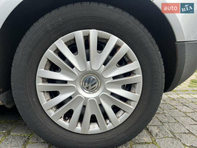 Серый Фольксваген Гольф, объемом двигателя 1.6 л и пробегом 259 тыс. км за 5400 $, фото 15 на Automoto.ua