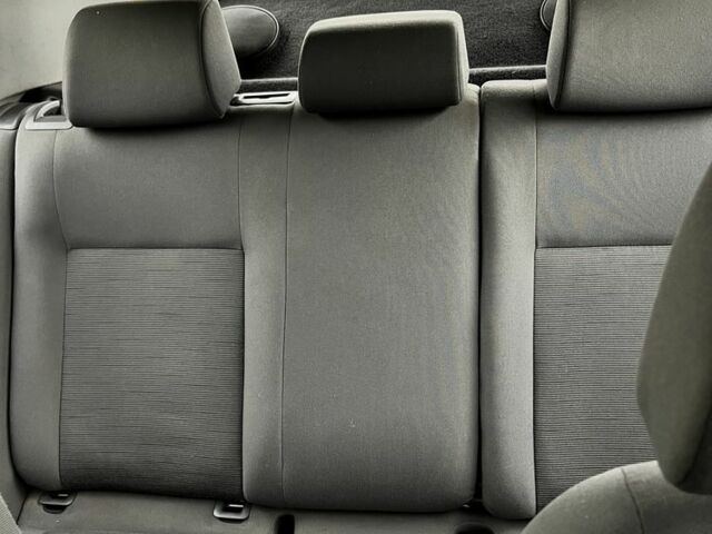 Серый Фольксваген Гольф, объемом двигателя 1.4 л и пробегом 245 тыс. км за 4900 $, фото 5 на Automoto.ua