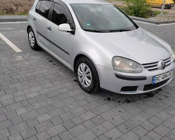 Серый Фольксваген Гольф, объемом двигателя 1.4 л и пробегом 240 тыс. км за 4350 $, фото 1 на Automoto.ua