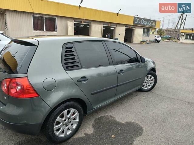 Серый Фольксваген Гольф, объемом двигателя 1.6 л и пробегом 200 тыс. км за 6500 $, фото 8 на Automoto.ua