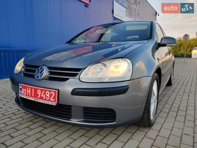 Сірий Фольксваген Гольф, об'ємом двигуна 1.6 л та пробігом 203 тис. км за 6850 $, фото 32 на Automoto.ua
