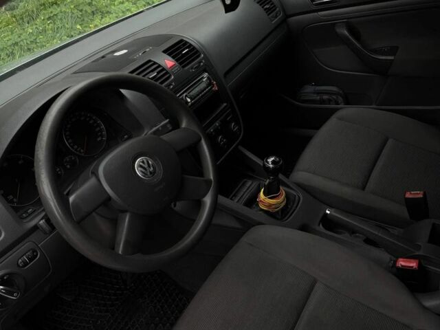 Сірий Фольксваген Гольф, об'ємом двигуна 1.9 л та пробігом 330 тис. км за 5750 $, фото 3 на Automoto.ua