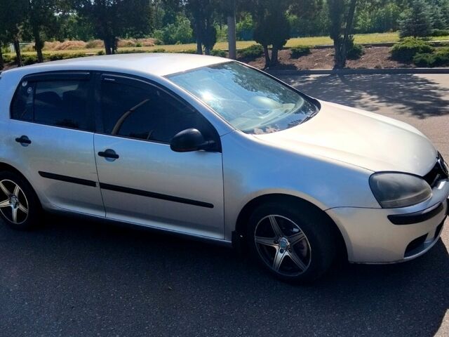 Серый Фольксваген Гольф, объемом двигателя 1.4 л и пробегом 260 тыс. км за 4000 $, фото 1 на Automoto.ua