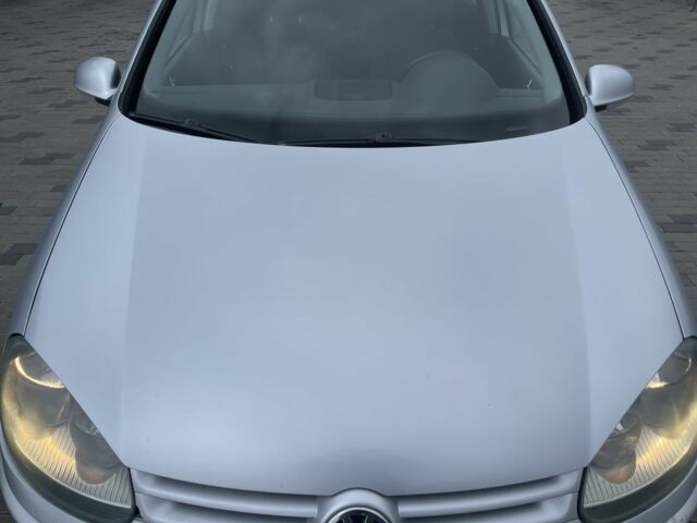 Серый Фольксваген Гольф, объемом двигателя 2 л и пробегом 237 тыс. км за 5800 $, фото 5 на Automoto.ua