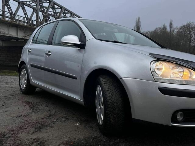 Серый Фольксваген Гольф, объемом двигателя 1.6 л и пробегом 219 тыс. км за 6800 $, фото 1 на Automoto.ua