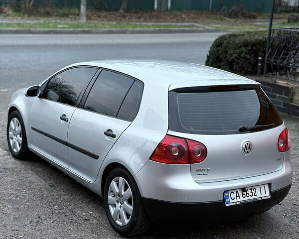 Серый Фольксваген Гольф, объемом двигателя 1.4 л и пробегом 225 тыс. км за 4950 $, фото 3 на Automoto.ua