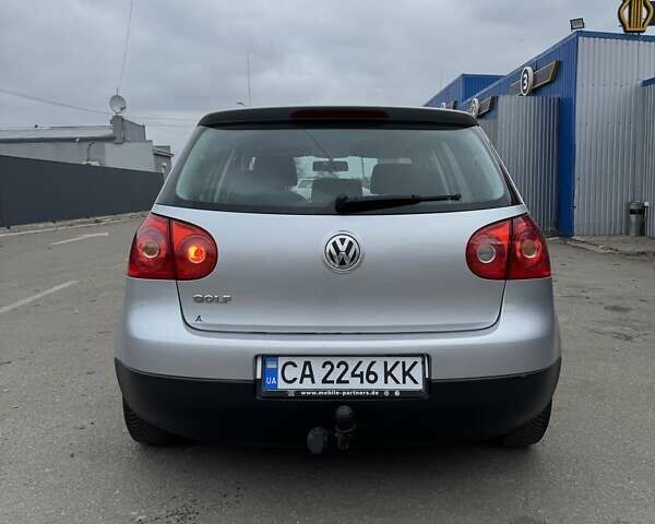 Серый Фольксваген Гольф, объемом двигателя 1.4 л и пробегом 217 тыс. км за 5850 $, фото 5 на Automoto.ua