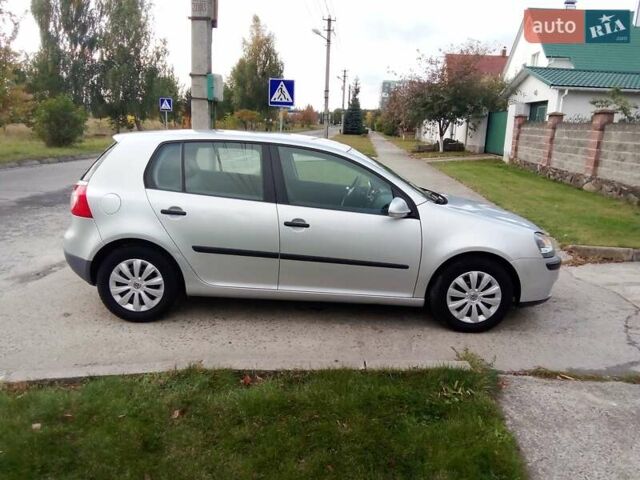 Серый Фольксваген Гольф, объемом двигателя 1.6 л и пробегом 240 тыс. км за 4500 $, фото 10 на Automoto.ua