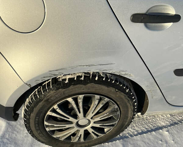 Сірий Фольксваген Гольф, об'ємом двигуна 1.6 л та пробігом 223 тис. км за 4750 $, фото 9 на Automoto.ua