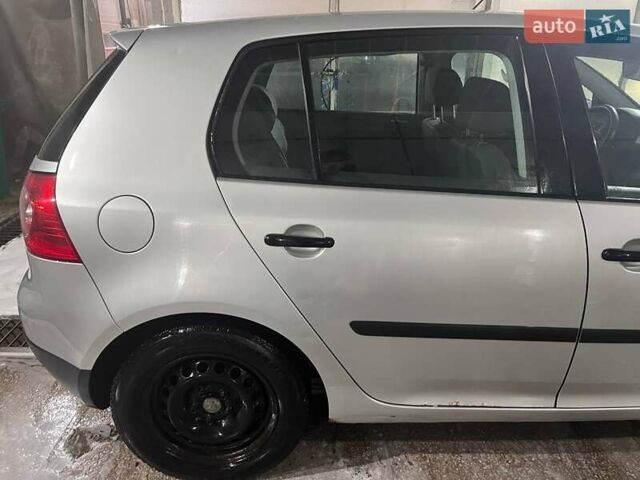 Сірий Фольксваген Гольф, об'ємом двигуна 1.4 л та пробігом 254 тис. км за 4200 $, фото 7 на Automoto.ua