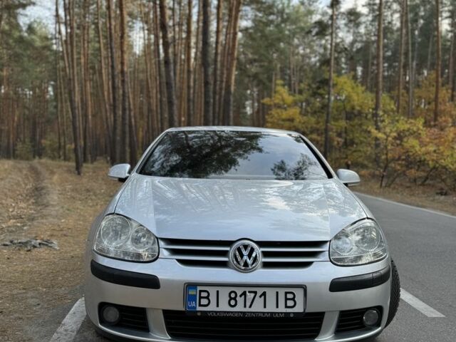 Серый Фольксваген Гольф, объемом двигателя 1.6 л и пробегом 260 тыс. км за 5500 $, фото 2 на Automoto.ua