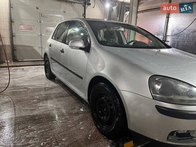 Сірий Фольксваген Гольф, об'ємом двигуна 1.4 л та пробігом 254 тис. км за 4200 $, фото 9 на Automoto.ua