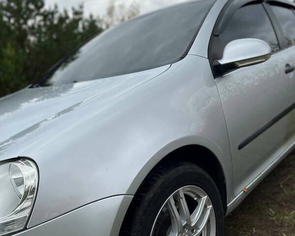 Серый Фольксваген Гольф, объемом двигателя 1.4 л и пробегом 245 тыс. км за 4900 $, фото 12 на Automoto.ua