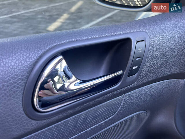 Серый Фольксваген Гольф, объемом двигателя 1.6 л и пробегом 214 тыс. км за 5670 $, фото 21 на Automoto.ua