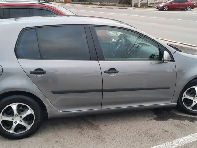 Серый Фольксваген Гольф, объемом двигателя 1.9 л и пробегом 276 тыс. км за 2500 $, фото 2 на Automoto.ua