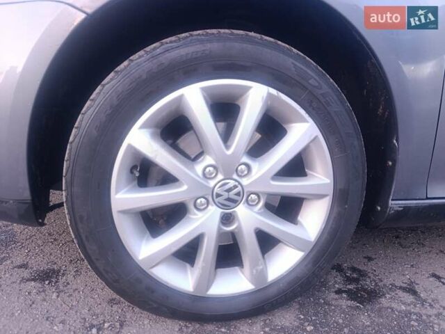 Сірий Фольксваген Гольф, об'ємом двигуна 1.39 л та пробігом 274 тис. км за 4000 $, фото 8 на Automoto.ua
