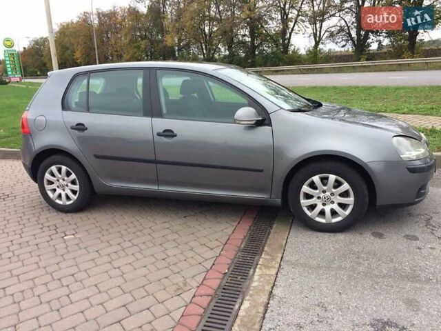 Сірий Фольксваген Гольф, об'ємом двигуна 1.39 л та пробігом 186 тис. км за 4800 $, фото 8 на Automoto.ua