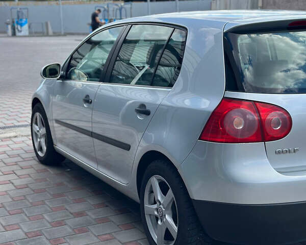 Фольксваген Гольф 2004 в Запорожье на Automoto.ua Серый Фольксваген Гольф, объемом двигателя 1.4 л и пробегом 220 тыс. км за 5300 $, фото 38 на Automoto.ua