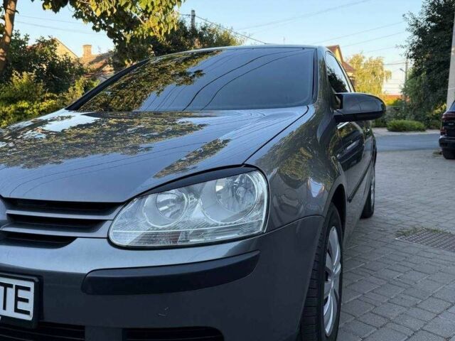 Серый Фольксваген Гольф, объемом двигателя 1.4 л и пробегом 294 тыс. км за 5700 $, фото 3 на Automoto.ua