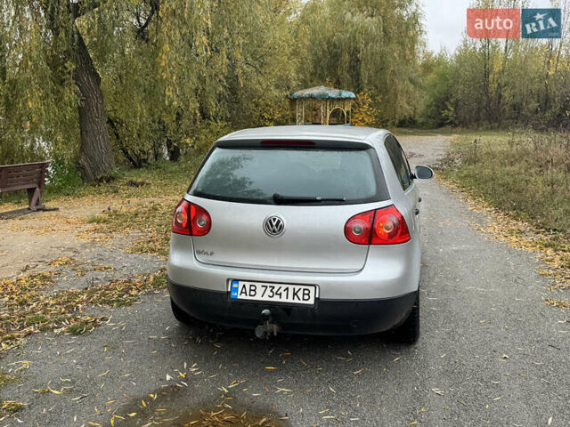 Фольксваген Гольф 2004 в Бердичеве на Automoto.ua Серый Фольксваген Гольф, объемом двигателя 1.4 л и пробегом 280 тыс. км за 4800 $, фото 1 на Automoto.ua