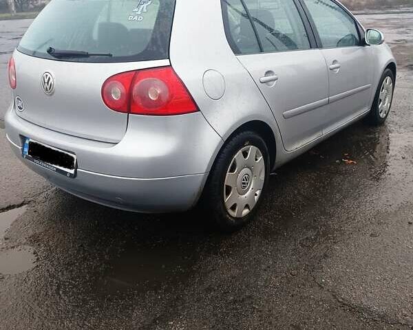 Серый Фольксваген Гольф, объемом двигателя 1.4 л и пробегом 200 тыс. км за 3700 $, фото 2 на Automoto.ua