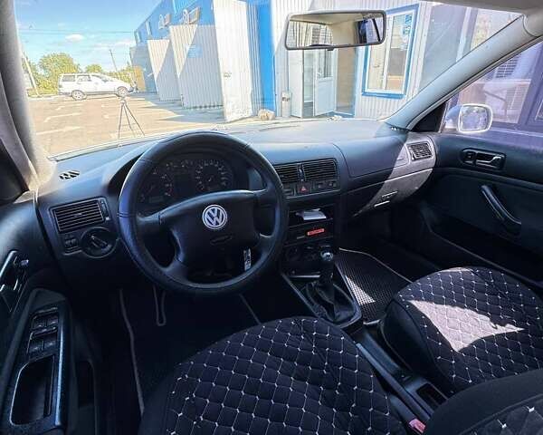 Серый Фольксваген Гольф, объемом двигателя 1.39 л и пробегом 142 тыс. км за 4600 $, фото 6 на Automoto.ua