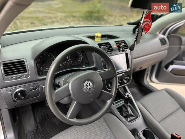 Сірий Фольксваген Гольф, об'ємом двигуна 1.4 л та пробігом 264 тис. км за 5300 $, фото 11 на Automoto.ua