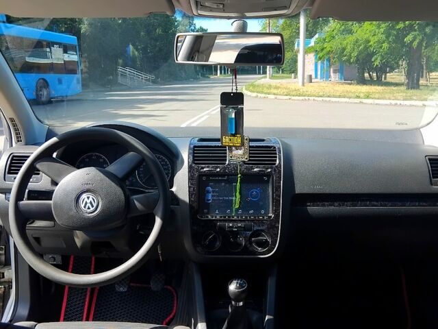 Серый Фольксваген Гольф, объемом двигателя 1.4 л и пробегом 260 тыс. км за 4000 $, фото 7 на Automoto.ua