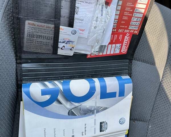 Серый Фольксваген Гольф, объемом двигателя 1.6 л и пробегом 270 тыс. км за 5200 $, фото 9 на Automoto.ua