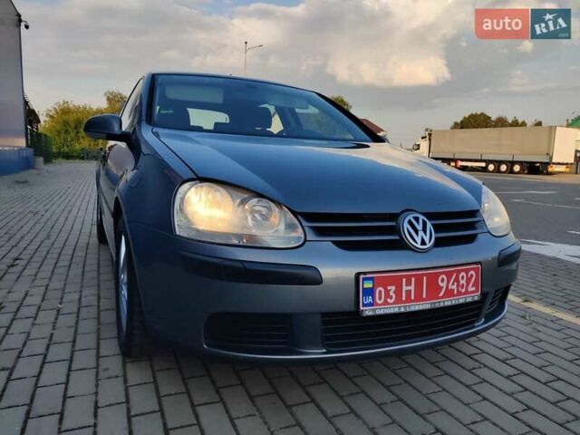 Сірий Фольксваген Гольф, об'ємом двигуна 1.6 л та пробігом 203 тис. км за 6850 $, фото 33 на Automoto.ua