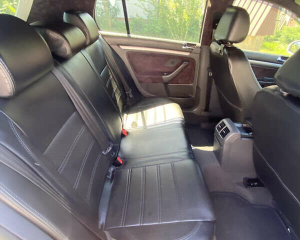 Серый Фольксваген Гольф, объемом двигателя 1.6 л и пробегом 261 тыс. км за 4799 $, фото 8 на Automoto.ua