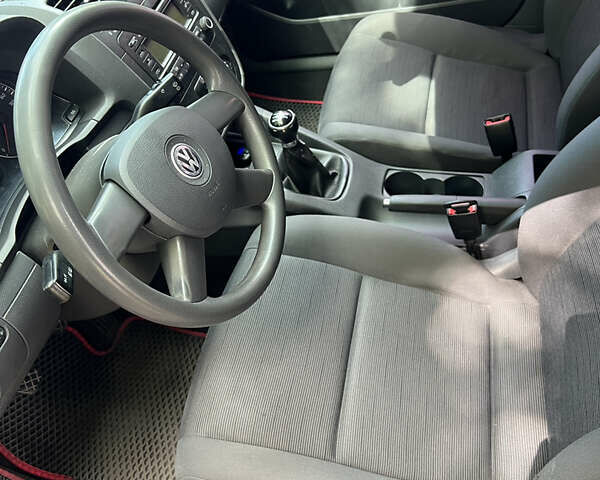 Серый Фольксваген Гольф, объемом двигателя 1.4 л и пробегом 265 тыс. км за 5200 $, фото 6 на Automoto.ua