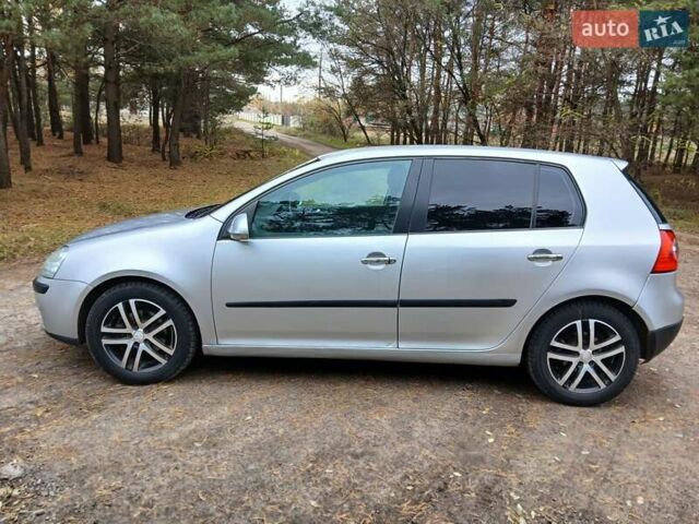 Серый Фольксваген Гольф, объемом двигателя 1.4 л и пробегом 300 тыс. км за 3750 $, фото 8 на Automoto.ua