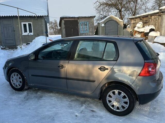 Серый Фольксваген Гольф, объемом двигателя 1.4 л и пробегом 280 тыс. км за 4400 $, фото 1 на Automoto.ua