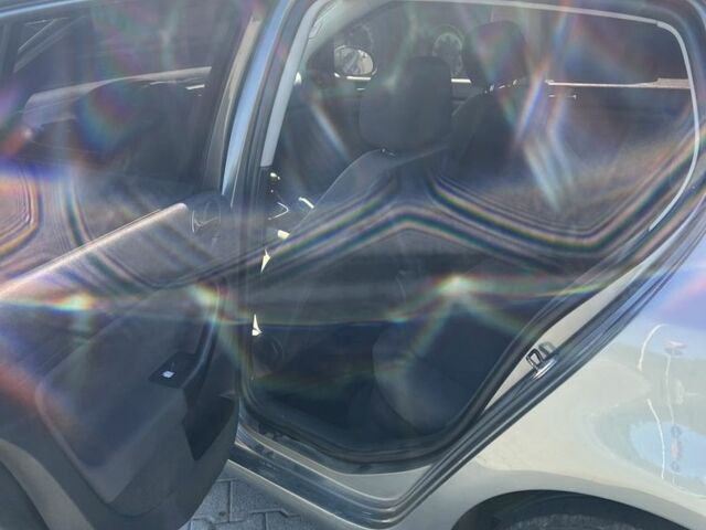 Серый Фольксваген Гольф, объемом двигателя 1.4 л и пробегом 280 тыс. км за 4200 $, фото 17 на Automoto.ua