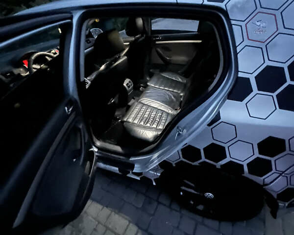 Серый Фольксваген Гольф, объемом двигателя 1.9 л и пробегом 375 тыс. км за 5200 $, фото 31 на Automoto.ua