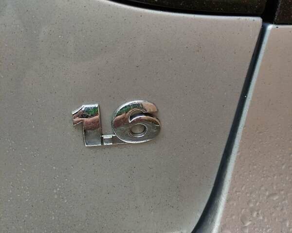 Сірий Фольксваген Гольф, об'ємом двигуна 1.6 л та пробігом 221 тис. км за 5550 $, фото 56 на Automoto.ua