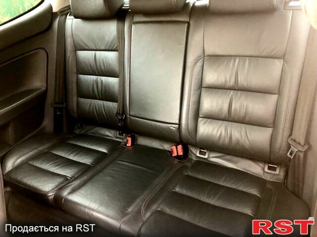 Серый Фольксваген Гольф, объемом двигателя 1.6 л и пробегом 205 тыс. км за 6500 $, фото 8 на Automoto.ua