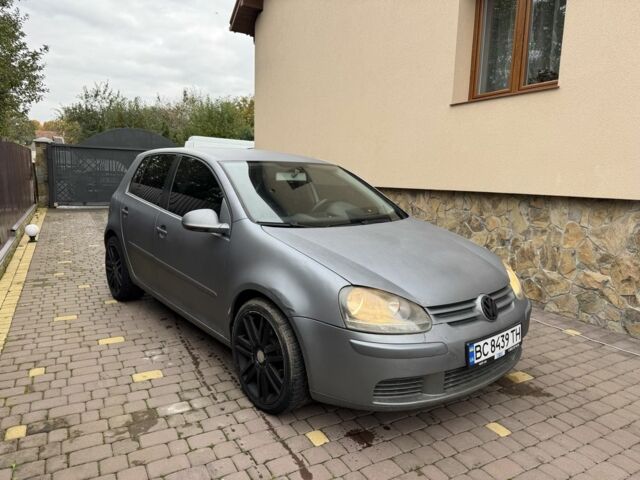 Фольксваген Гольф 2004 в Городке на Automoto.ua Серый Фольксваген Гольф, объемом двигателя 1.4 л и пробегом 420 тыс. км за 3450 $, фото 2 на Automoto.ua