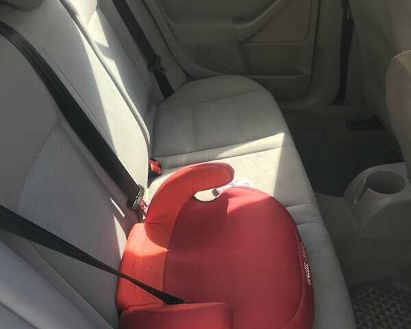 Сірий Фольксваген Гольф, об'ємом двигуна 0 л та пробігом 223 тис. км за 6000 $, фото 4 на Automoto.ua