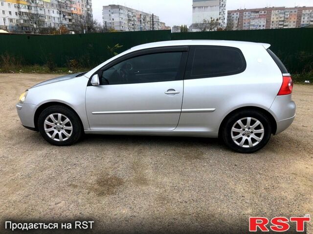 Серый Фольксваген Гольф, объемом двигателя 1.6 л и пробегом 205 тыс. км за 6500 $, фото 4 на Automoto.ua