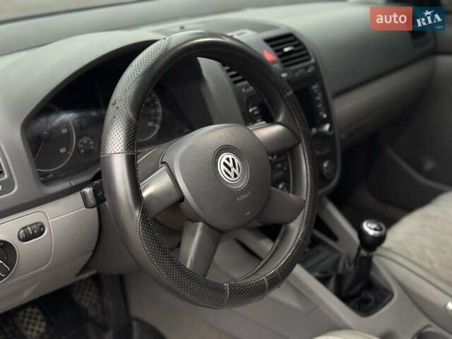 Серый Фольксваген Гольф, объемом двигателя 1.9 л и пробегом 380 тыс. км за 6199 $, фото 20 на Automoto.ua