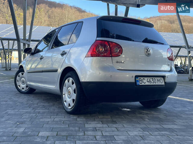Серый Фольксваген Гольф, объемом двигателя 1.6 л и пробегом 214 тыс. км за 5670 $, фото 3 на Automoto.ua