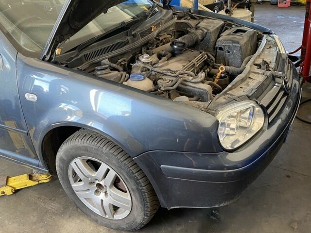 Серый Фольксваген Гольф, объемом двигателя 1.9 л и пробегом 2 тыс. км за 2200 $, фото 6 на Automoto.ua