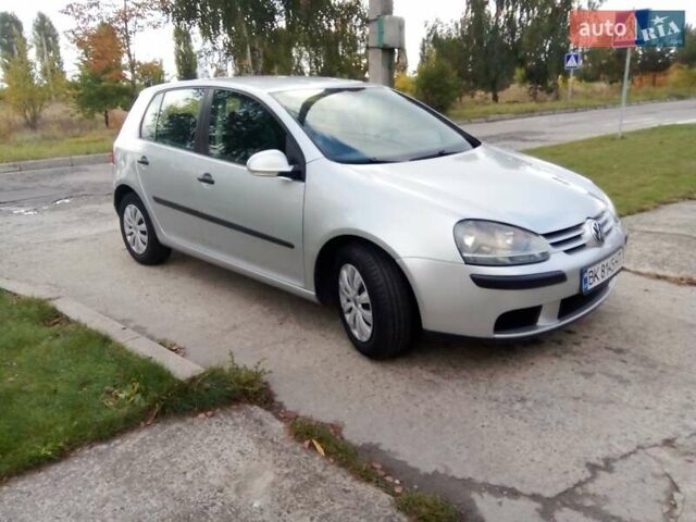 Серый Фольксваген Гольф, объемом двигателя 1.6 л и пробегом 240 тыс. км за 4500 $, фото 11 на Automoto.ua