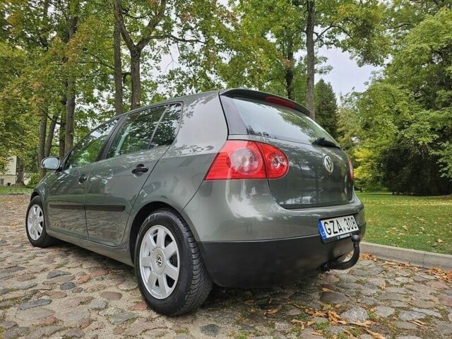 Серый Фольксваген Гольф, объемом двигателя 0 л и пробегом 280 тыс. км за 1650 $, фото 1 на Automoto.ua