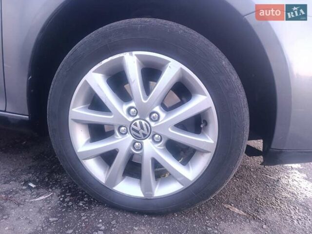 Сірий Фольксваген Гольф, об'ємом двигуна 1.39 л та пробігом 274 тис. км за 4000 $, фото 5 на Automoto.ua