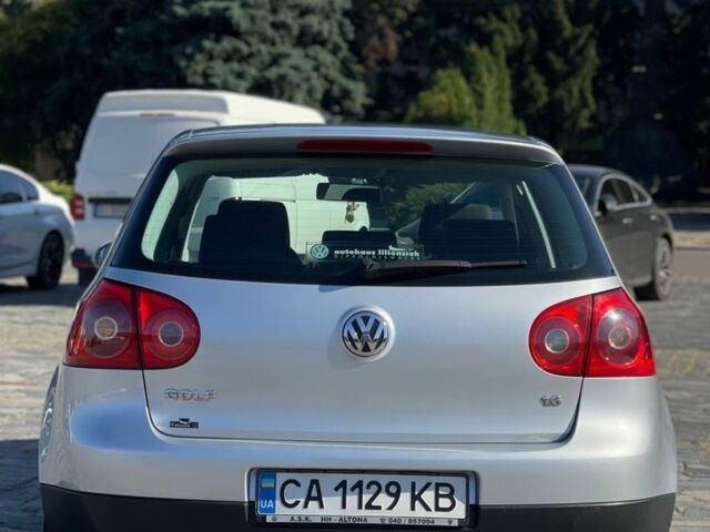 Сірий Фольксваген Гольф, об'ємом двигуна 1.6 л та пробігом 177 тис. км за 5350 $, фото 2 на Automoto.ua