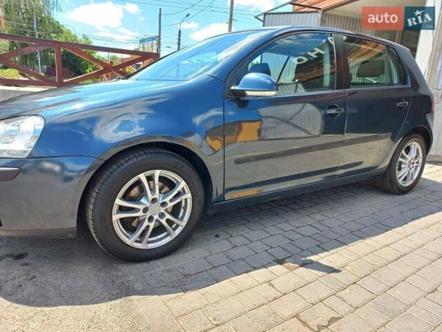 Серый Фольксваген Гольф, объемом двигателя 1.6 л и пробегом 203 тыс. км за 5200 $, фото 14 на Automoto.ua
