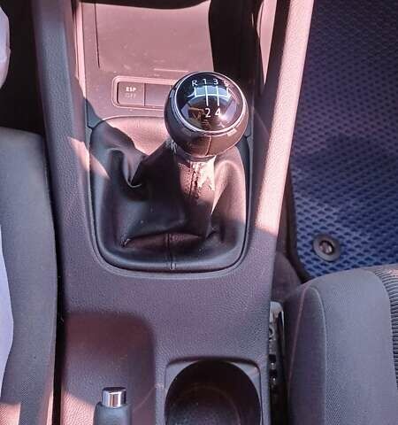 Фольксваген Гольф 2005 в Николаеве на Automoto.ua Серый Фольксваген Гольф, объемом двигателя 1.39 л и пробегом 226 тыс. км за 5200 $, фото 5 на Automoto.ua